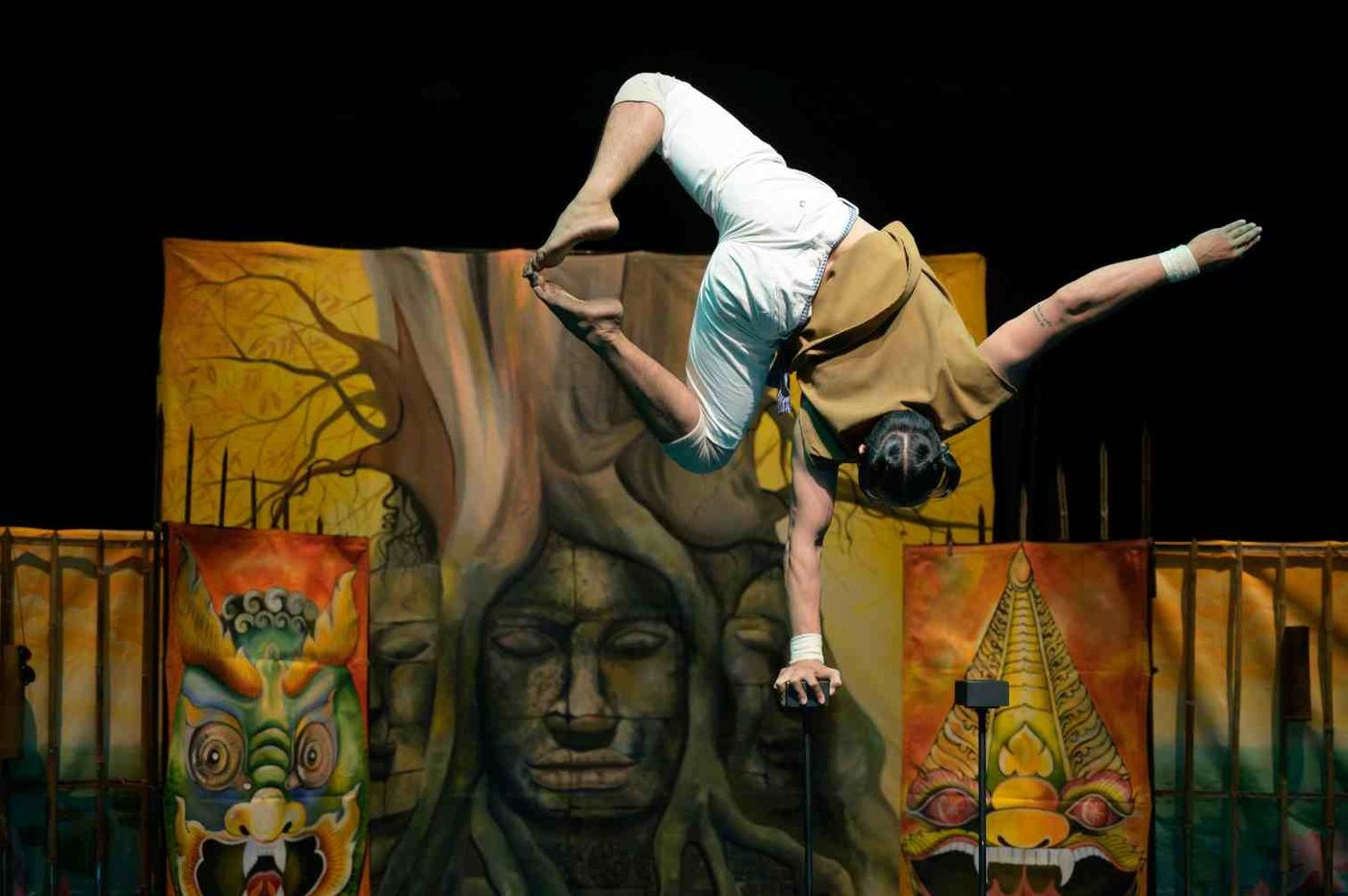Khmer Angkor Village: A World Class Entertainment from Phare Circus Team