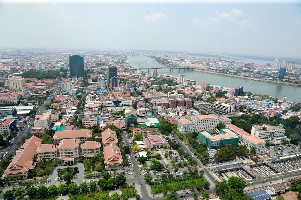 The public debt of Cambodia is “sustainable” and “low risk.”