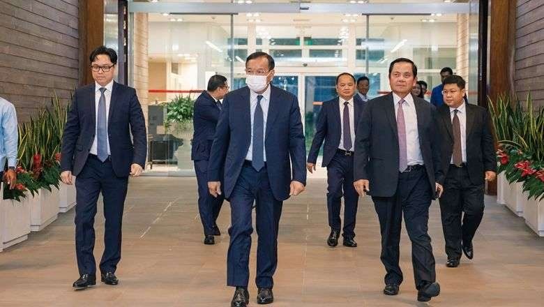ASEAN Foreign Ministers Gather in Jakarta to Strengthen Unity and Global Influence