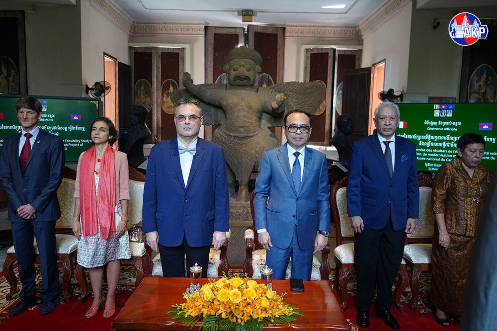 France Hands Cambodia Study on Restoring and Expanding the National Museum