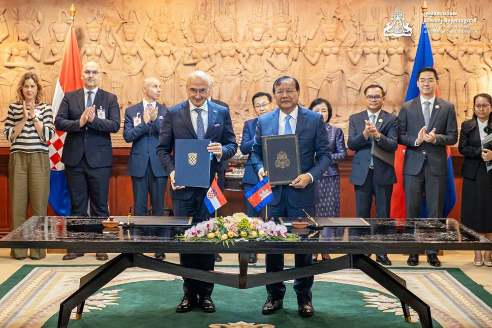 Cambodia and Croatia Sign Diplomatic Visa Waiver as Croatian Foreign Minister Makes First Official Visit